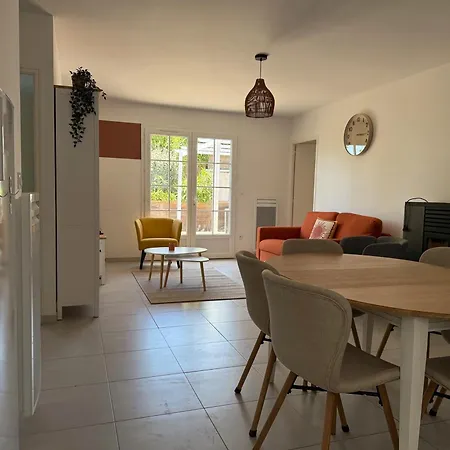 Maison Au Coeur Du Village - 6 Pers. - Fr-1-336-176 * لونجفيل-سور-مير